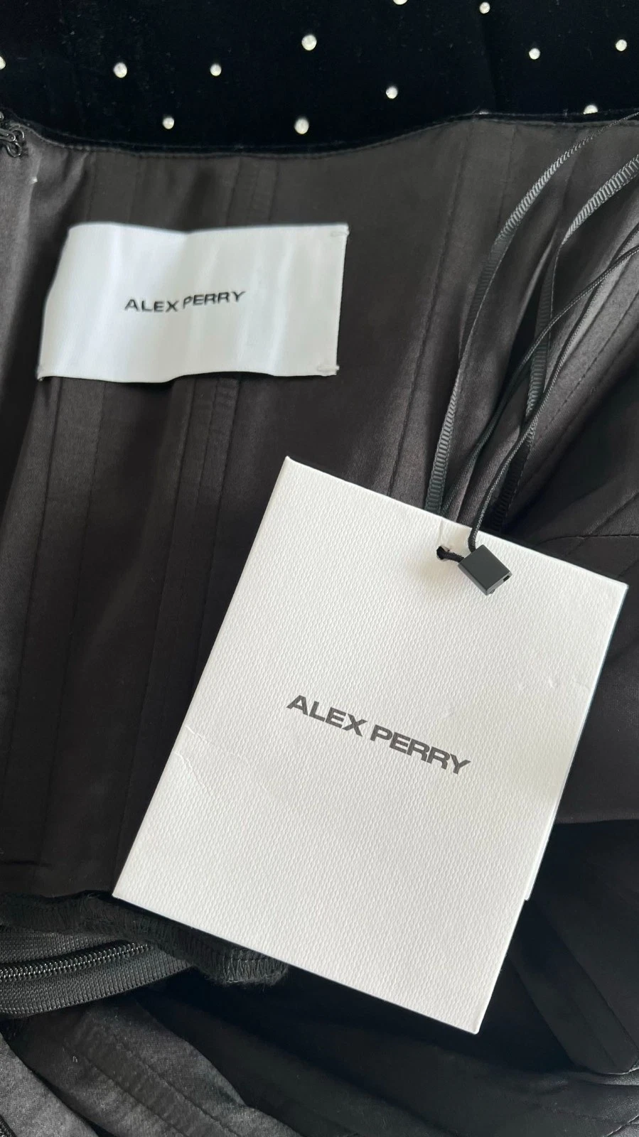 Alex Perry / Strapless Sweetheart Crystal-Embellished Velvet Mini Dress / Size 8