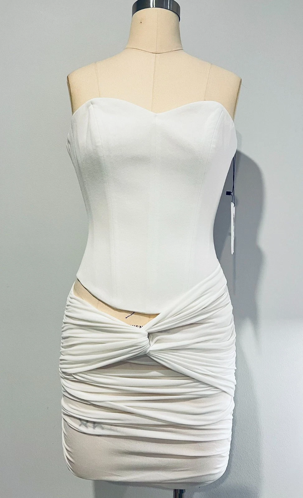 Alex Perry / Corset Ruched Mini Dress in Crepe Jersey / Size 8