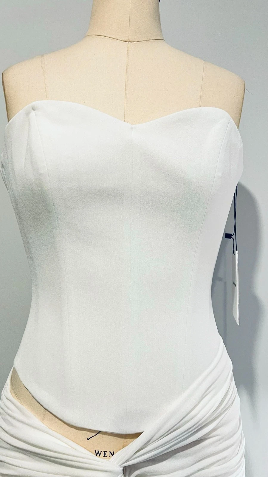 Alex Perry / Corset Ruched Mini Dress in Crepe Jersey / Size 8